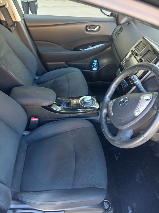 Nissan Leaf - фото 3