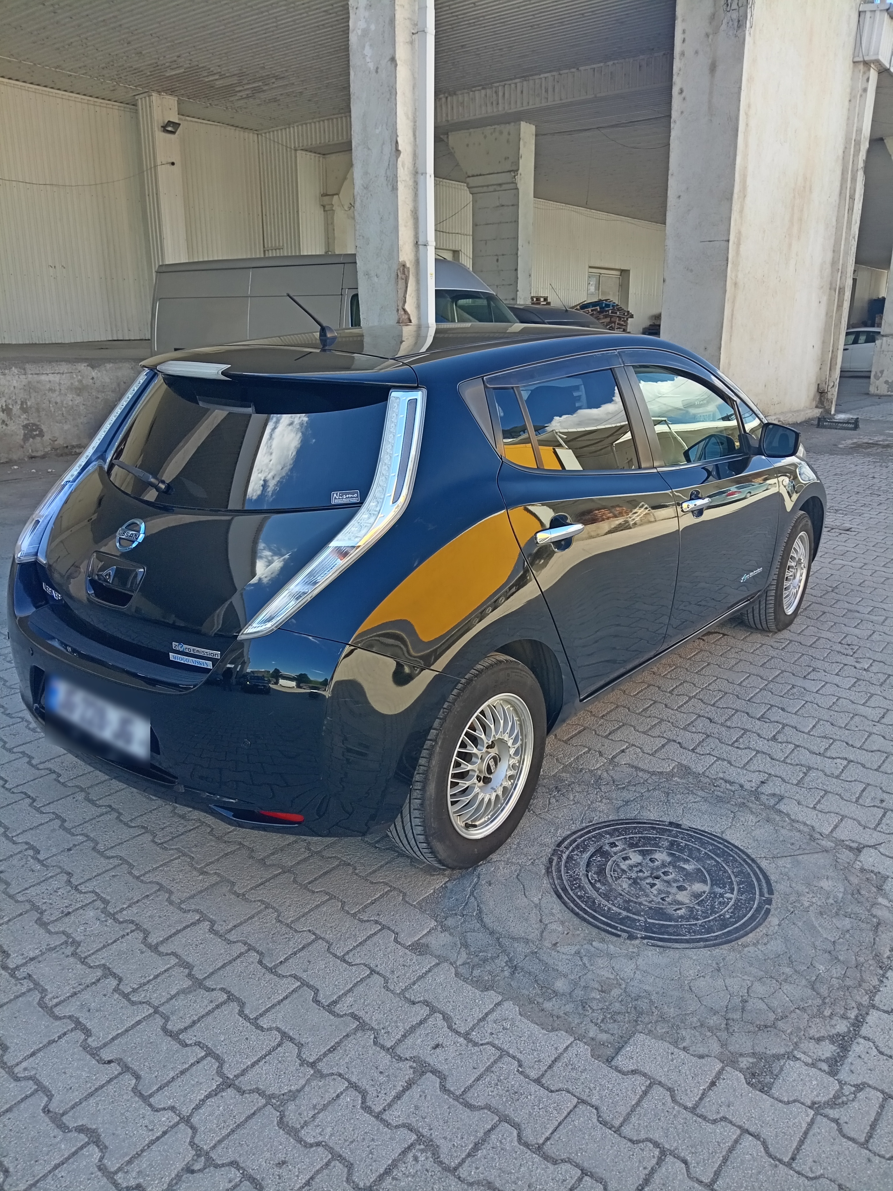 Nissan Leaf - фото 5