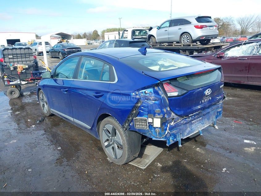 Hyundai Ioniq - фото 3