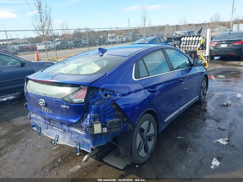 Hyundai Ioniq - фото 4