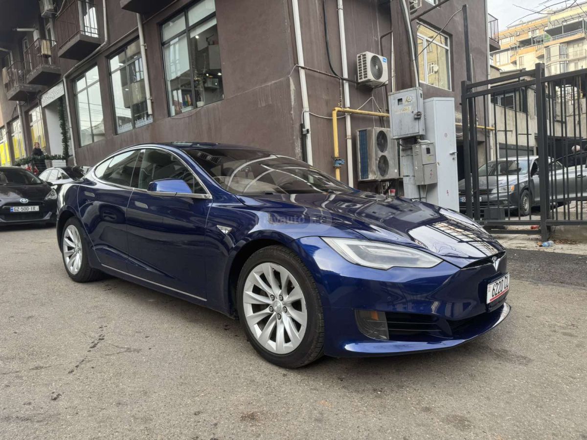 Tesla Model S - фото 2