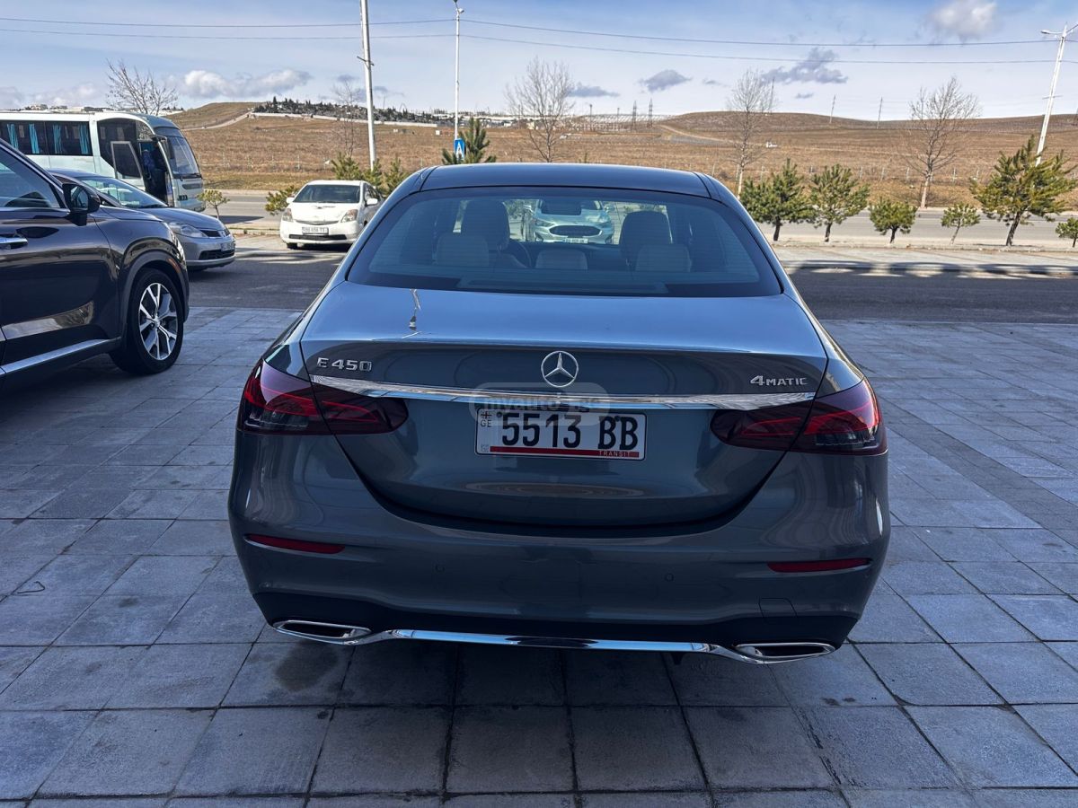 Mercedes-Benz E 450 2022 — миниатюра 7