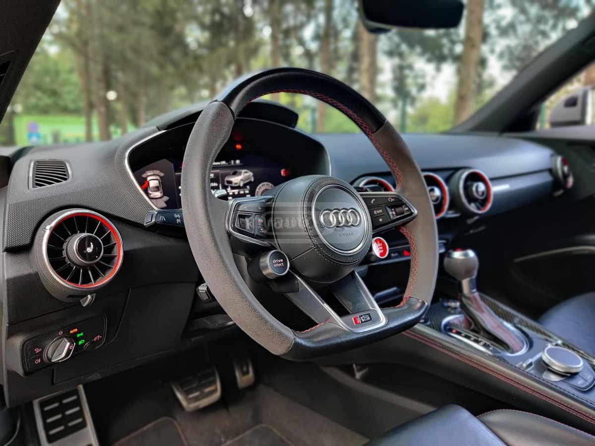 Audi TT - фото 2