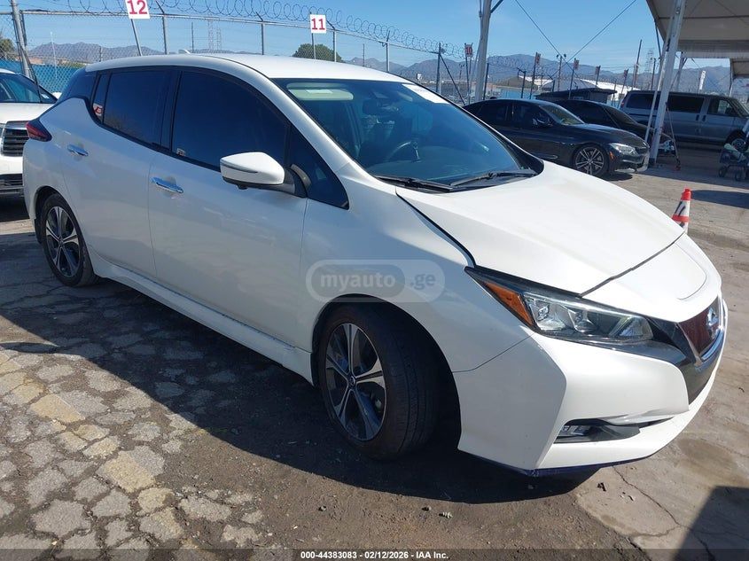 Nissan Leaf - фото 13