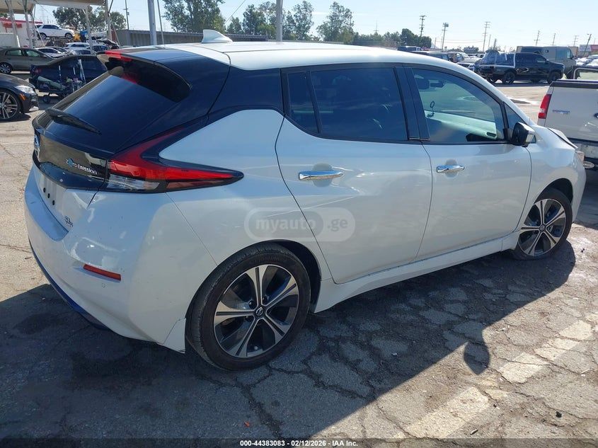 Nissan Leaf - фото 3