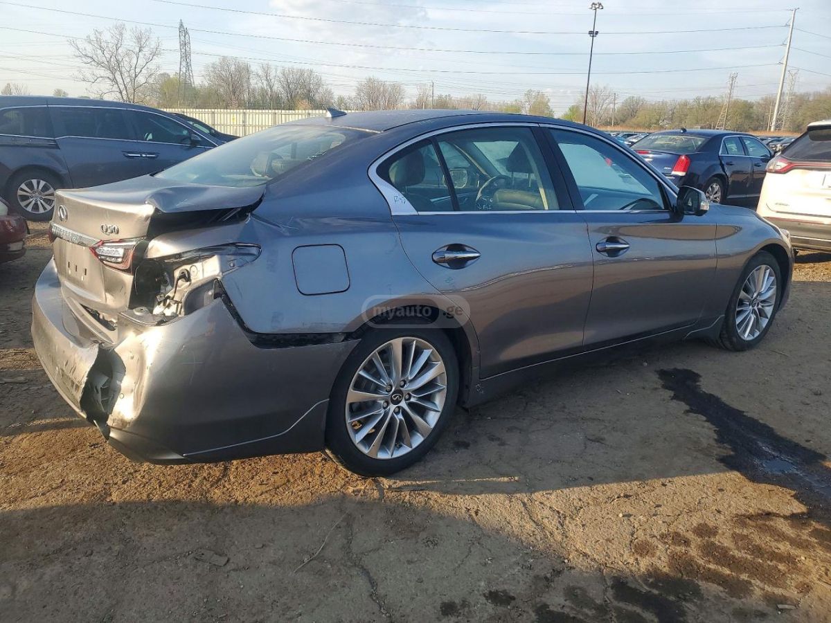 Infiniti Q 50 - фото 4