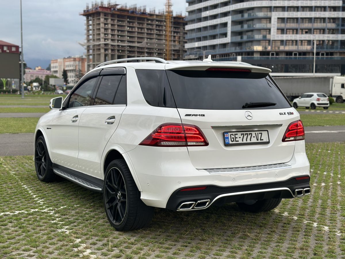Mercedes-Benz GLE 350 - фото 13