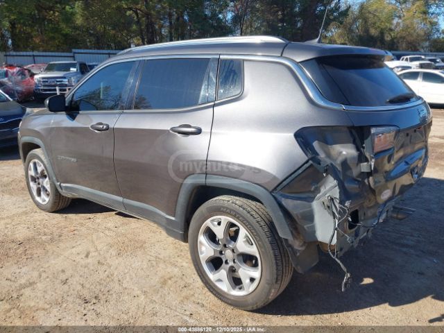 Jeep Compass - фото 13
