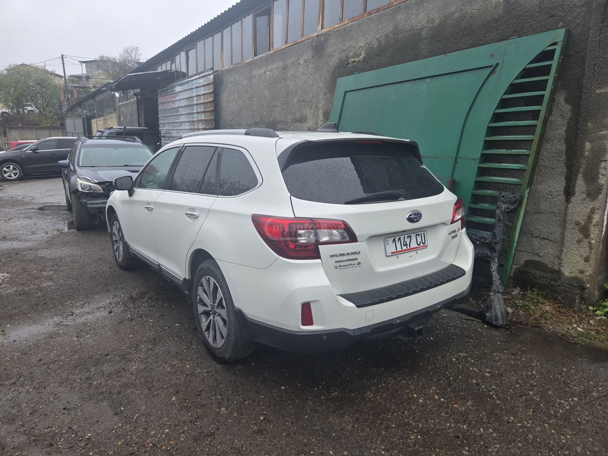 Subaru Outback - фото 4
