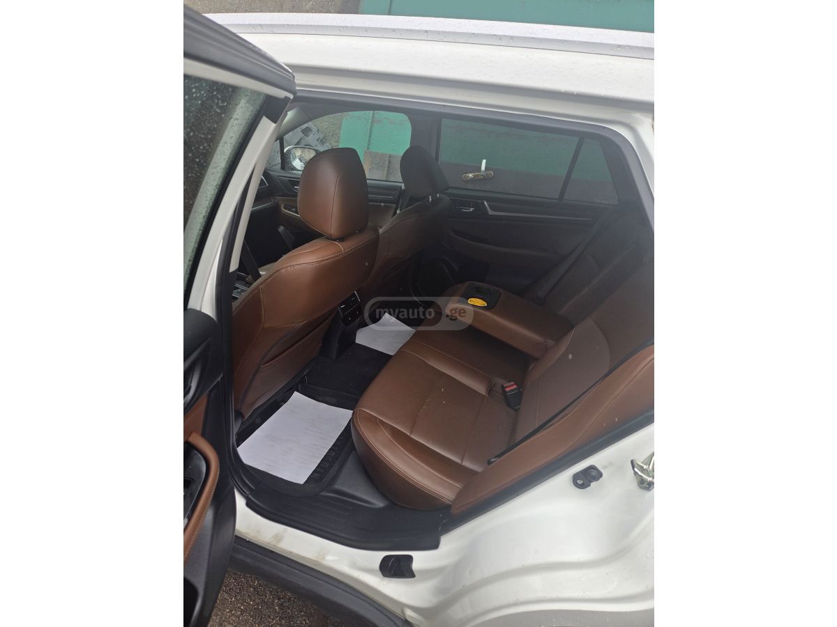 Subaru Outback - фото 7