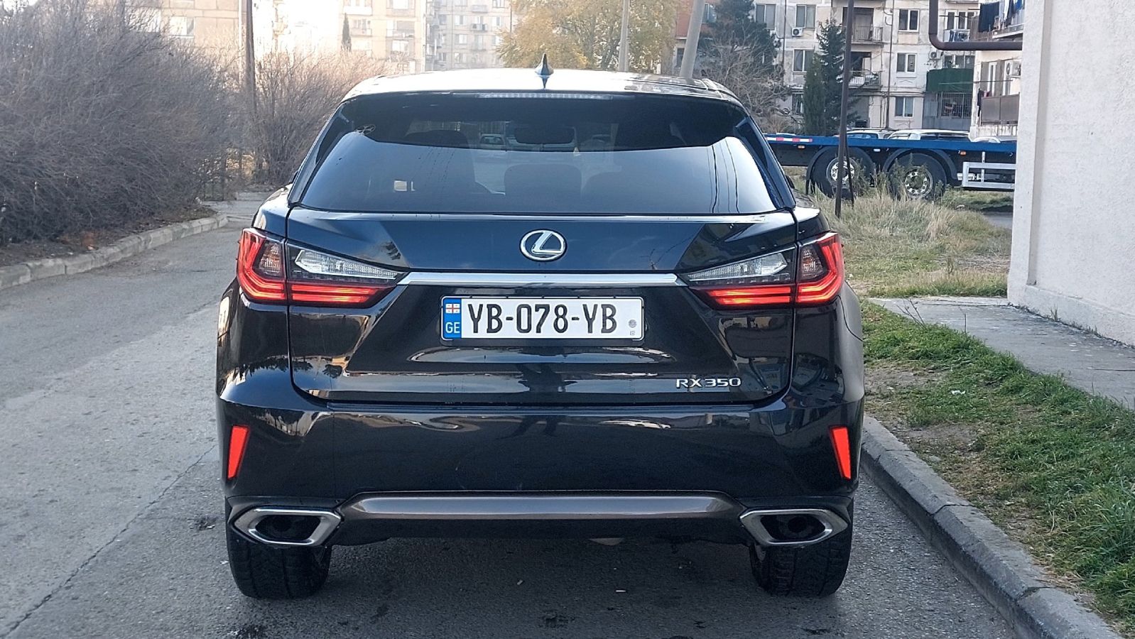 Lexus RX 350 - фото 7