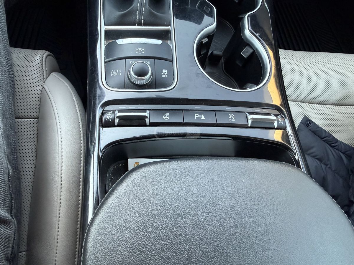 Kia Stinger - фото 14