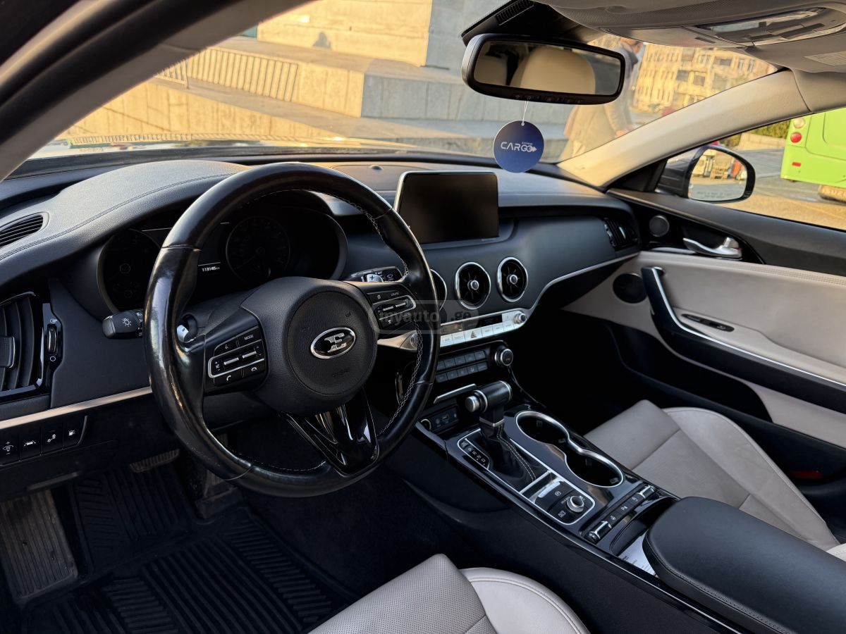 Kia Stinger - фото 9