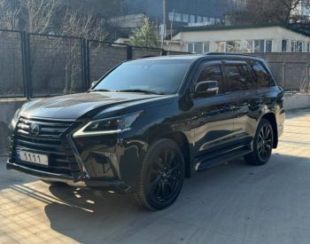 LexusLX 450