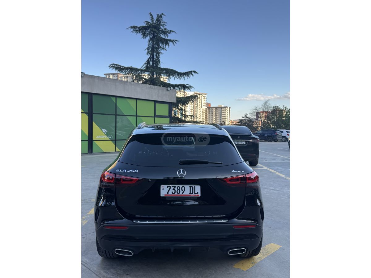 Mercedes-Benz GLA 250 - фото 2