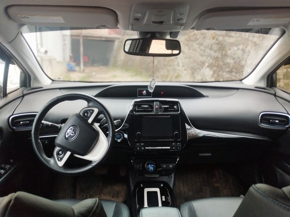 Toyota Prius - фото 10