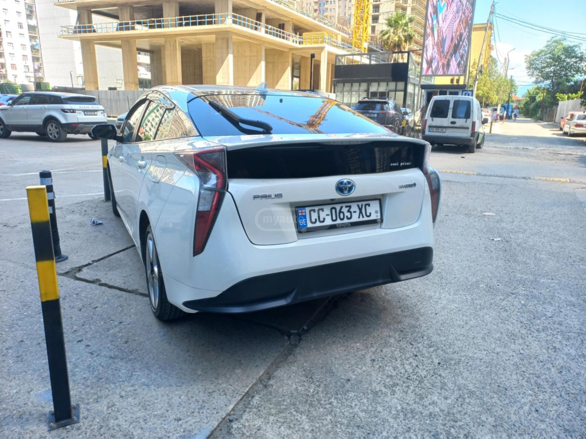 Toyota Prius - фото 6