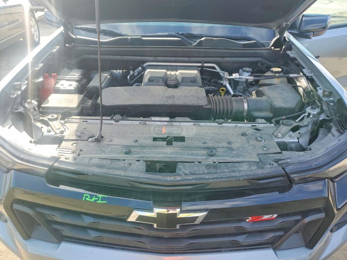 Chevrolet Colorado Z71 2024 — миниатюра 11