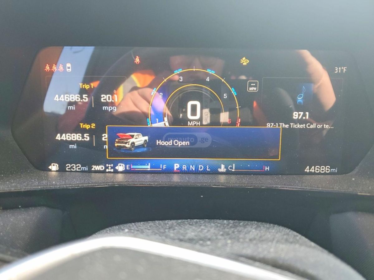 Chevrolet Colorado Z71 2024 — миниатюра 9