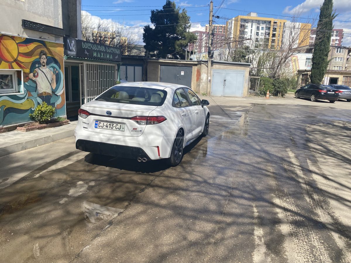 Toyota Corolla - фото 3