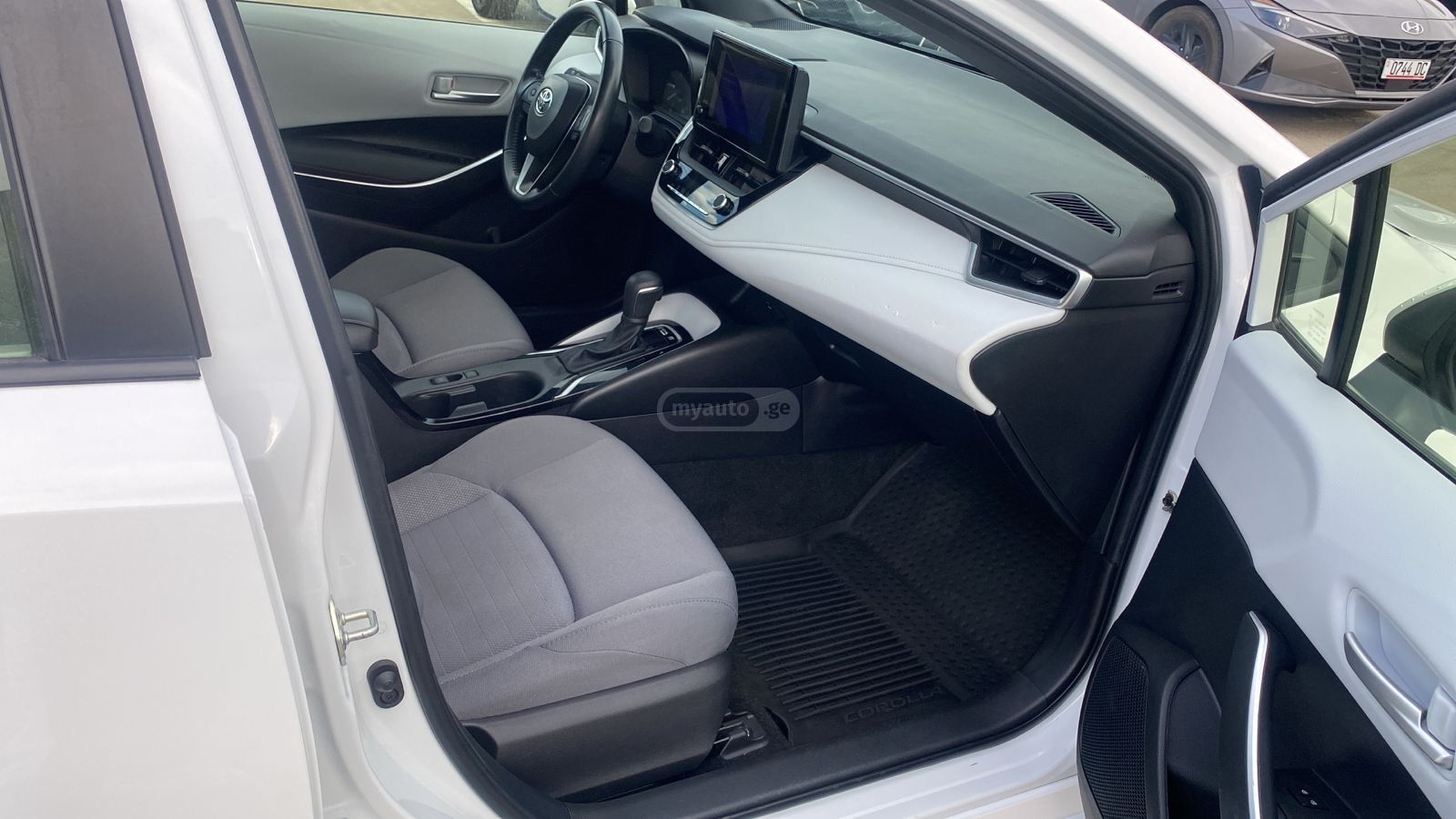 Toyota Corolla - фото 7