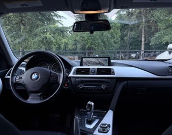 BMW3202013