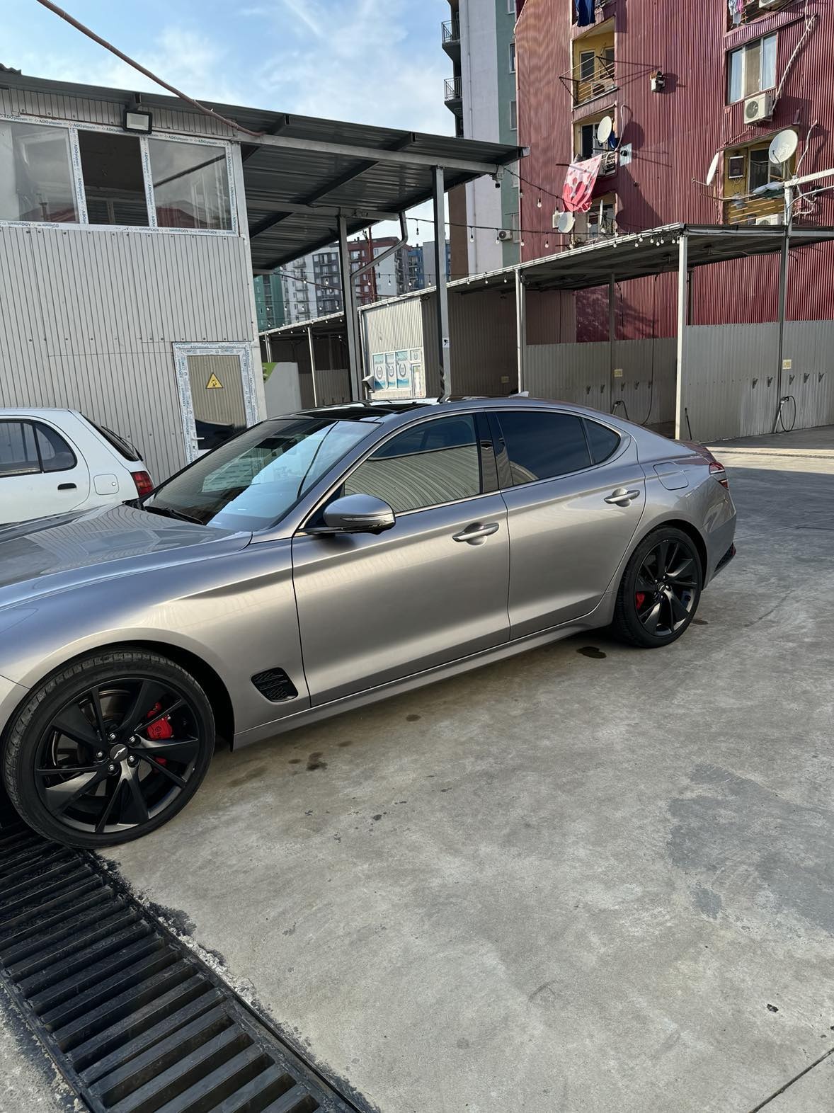 Hyundai Genesis G70 2022 — миниатюра 4