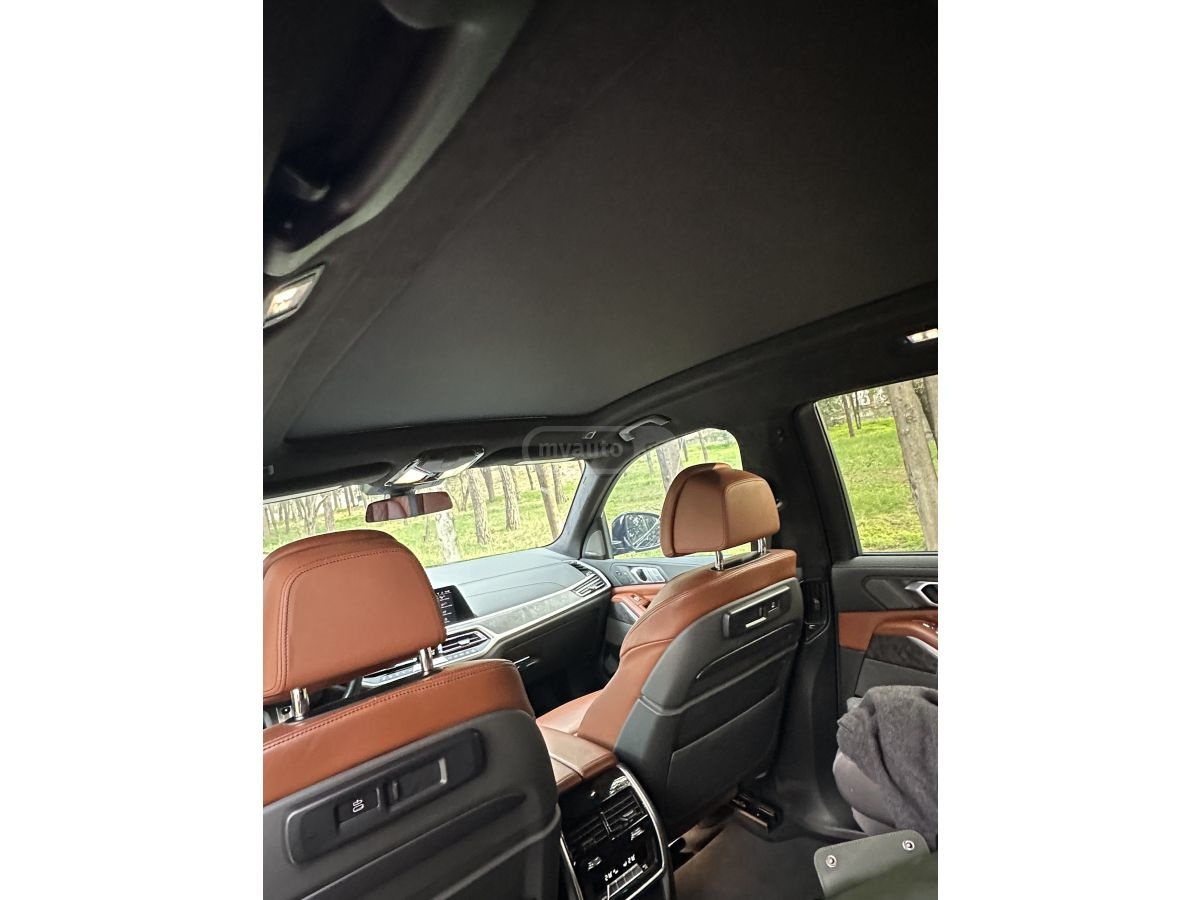 BMW X7 - фото 10