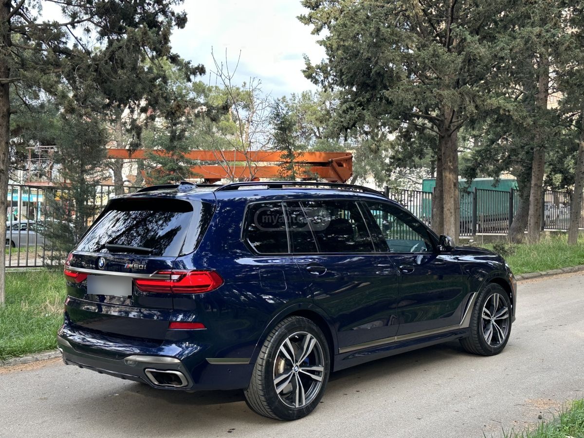 BMW X7 - фото 4