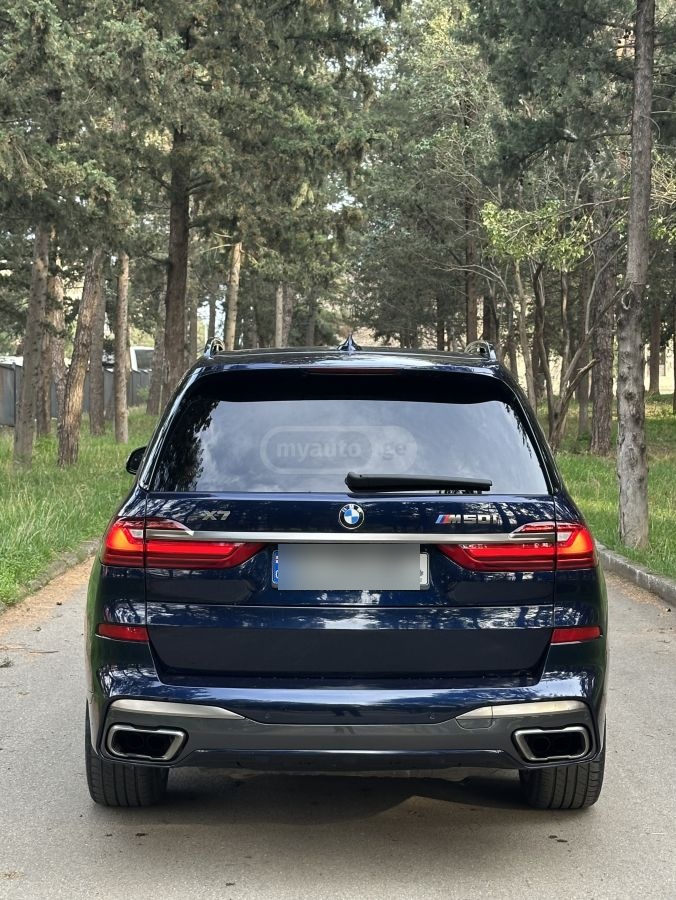 BMW X7 - фото 6