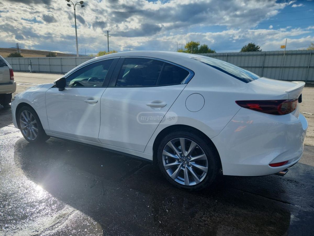 Mazda 1300 2025 — миниатюра 2