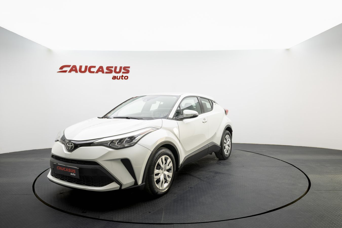 Toyota CHR 2021 — миниатюра 1