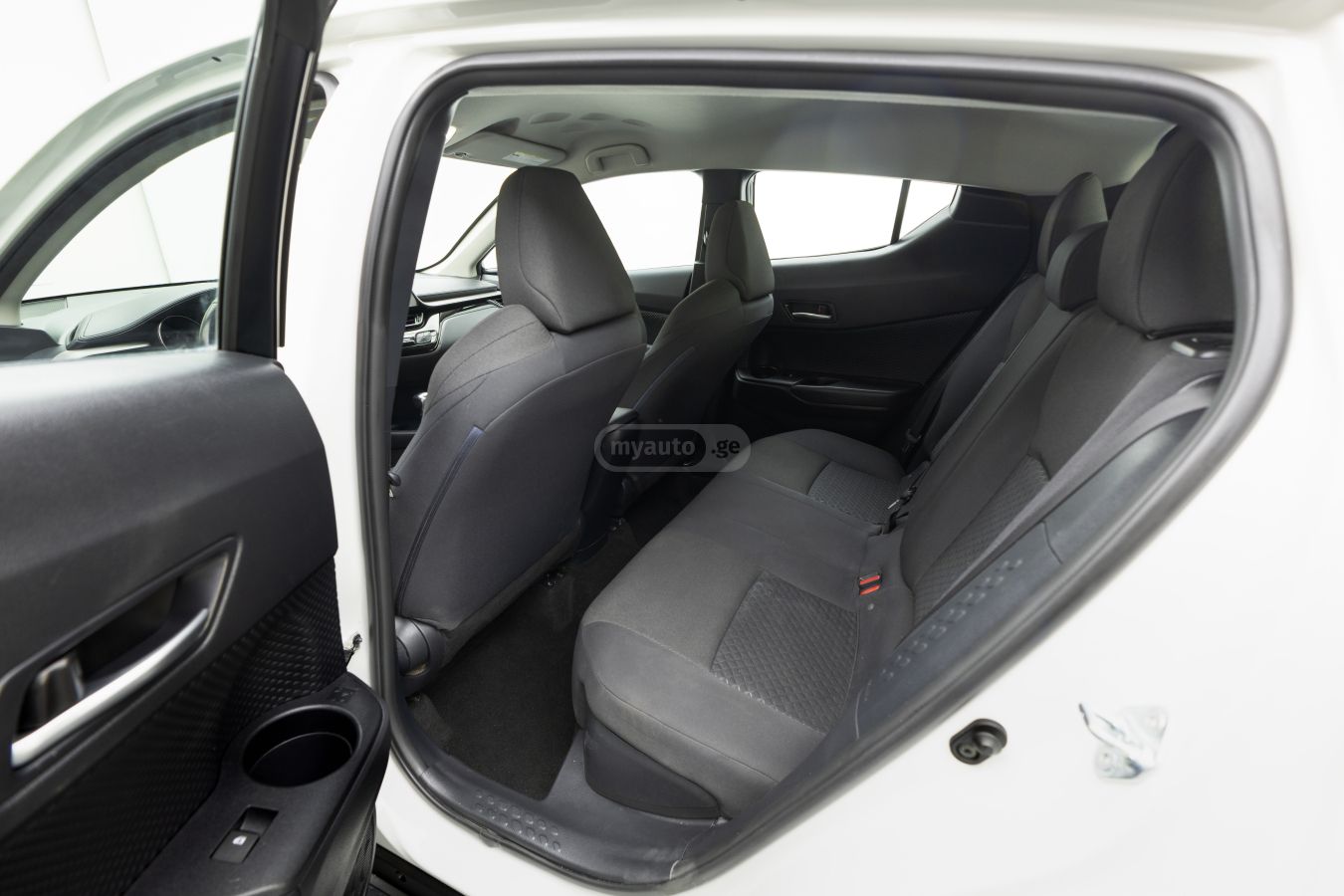 Toyota CHR 2021 — миниатюра 7