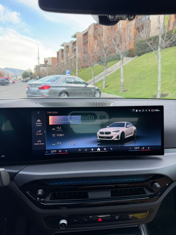 BMW 230i Xi 2024 — миниатюра 9