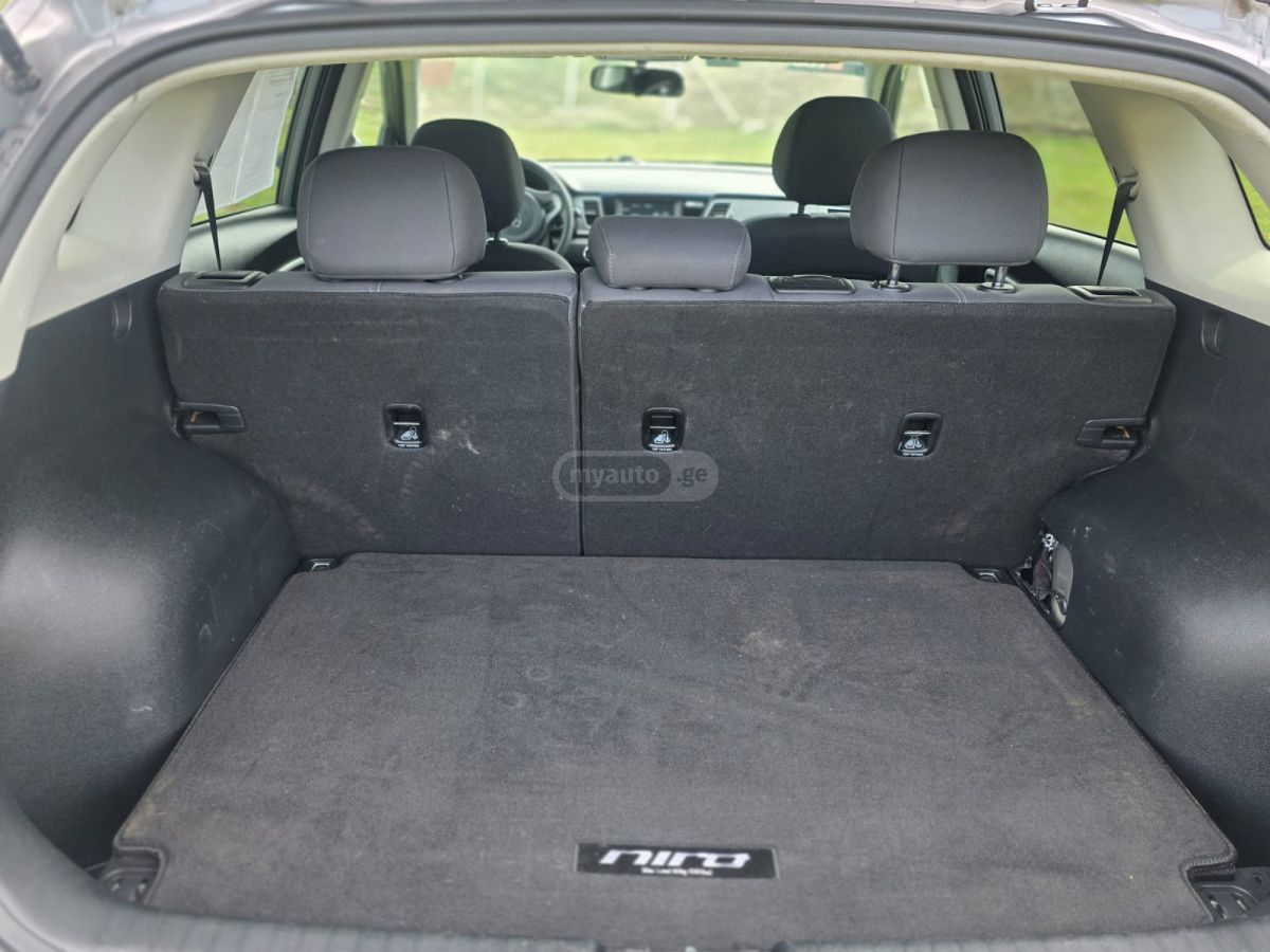 Kia Niro - фото 13