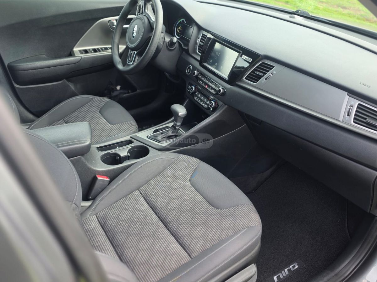 Kia Niro - фото 9