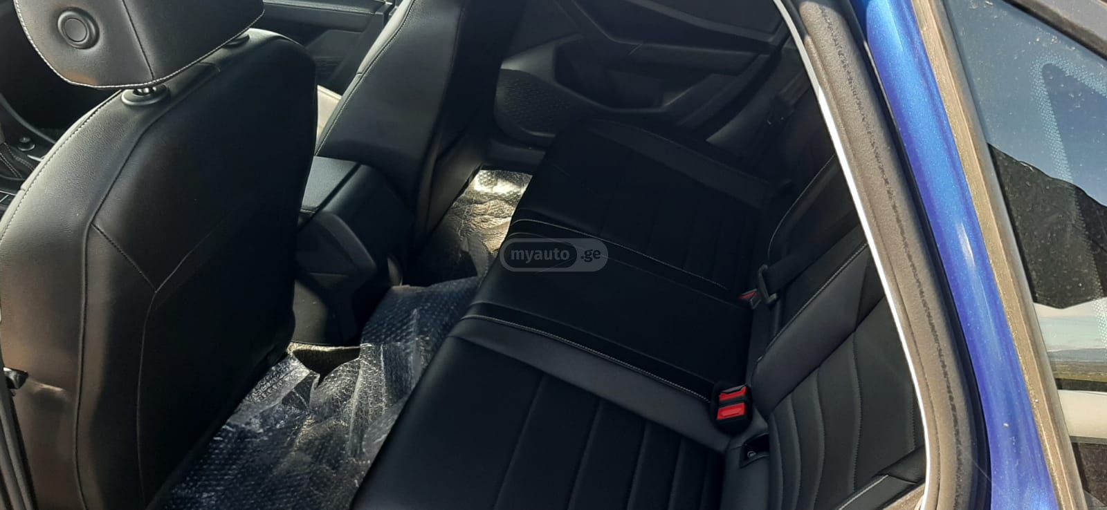 Volkswagen Jetta - фото 6