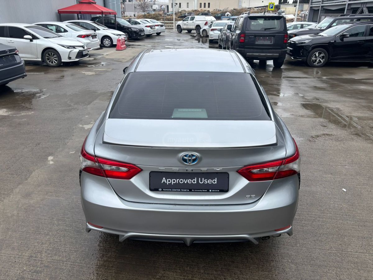 Toyota Camry - фото 10