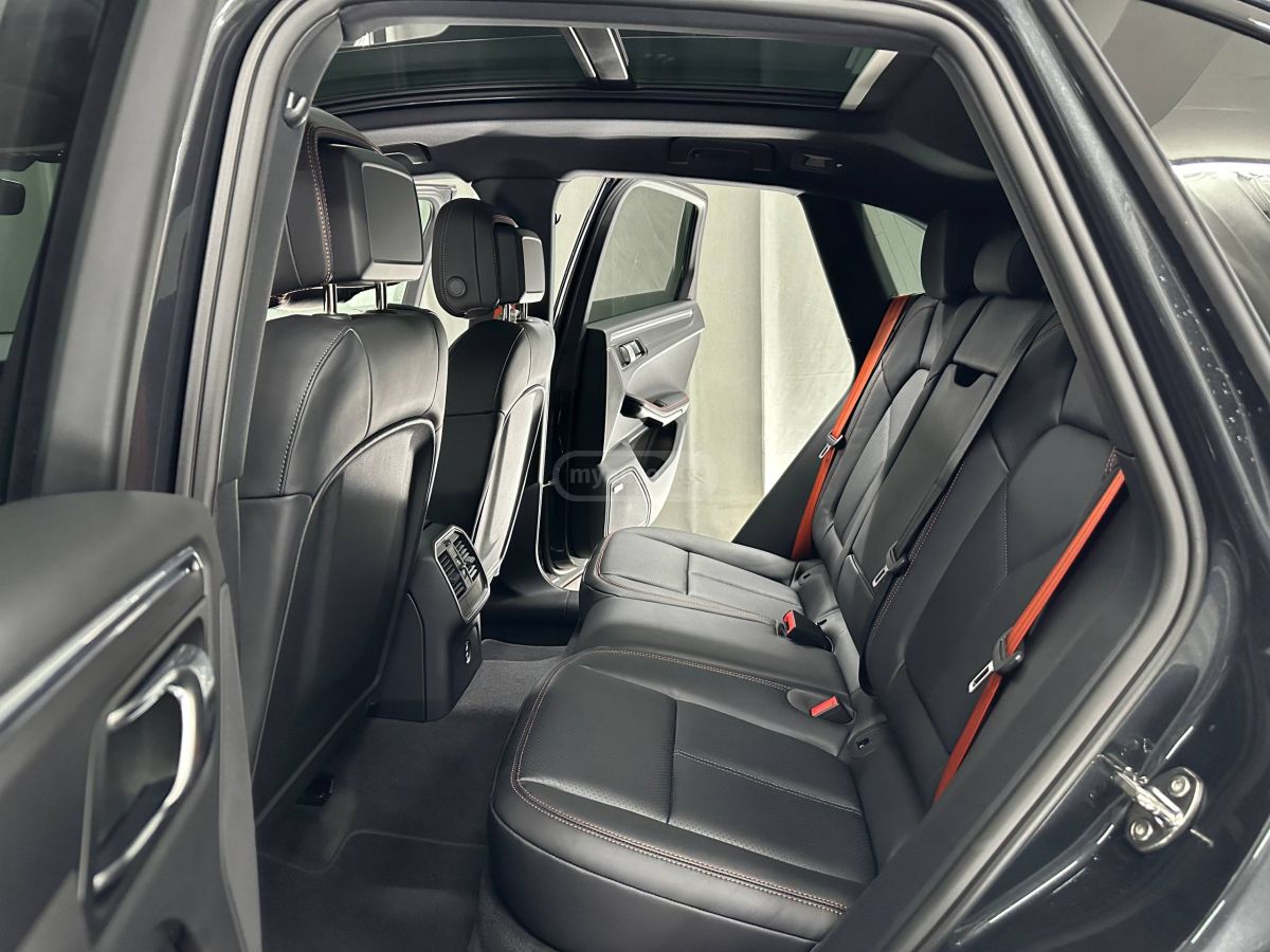 Porsche Macan 2026 — миниатюра 10