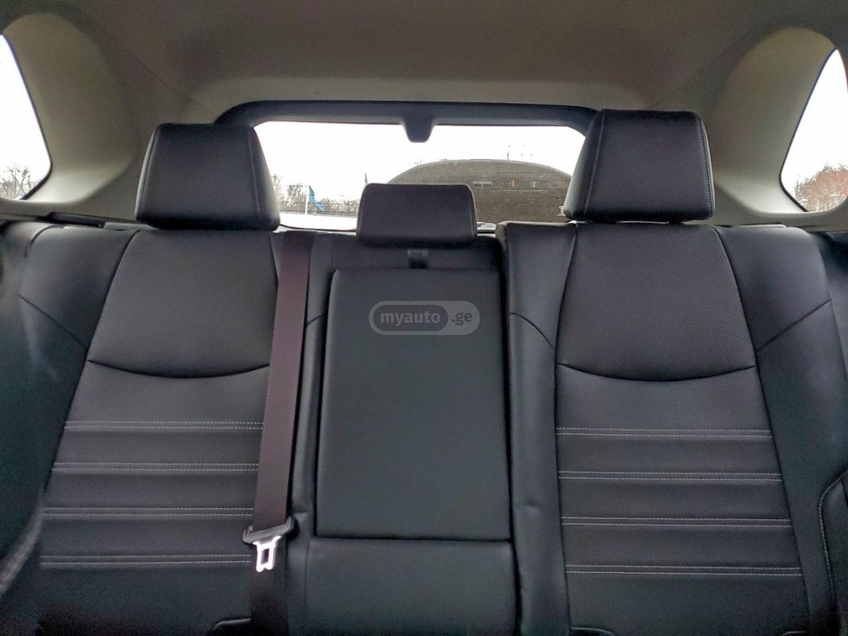 Toyota RAV 4 - фото 10