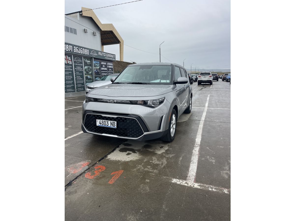 Kia Soul - фото 1