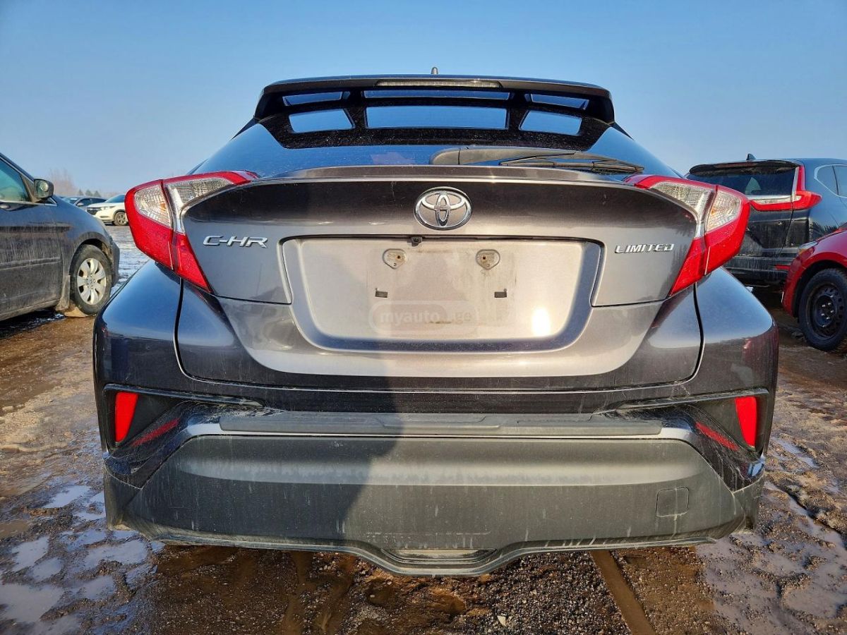 Toyota CHR - фото 6