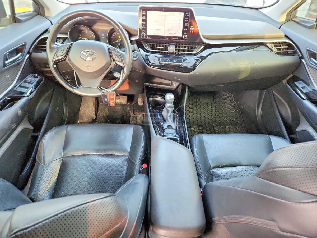 Toyota CHR - фото 8