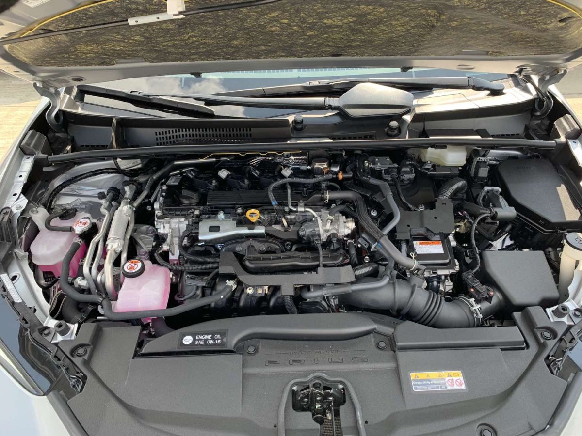 Toyota Prius Prime XSE 2024 — миниатюра 11