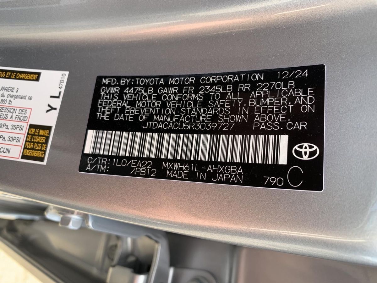 Toyota Prius Prime XSE 2024 — миниатюра 9