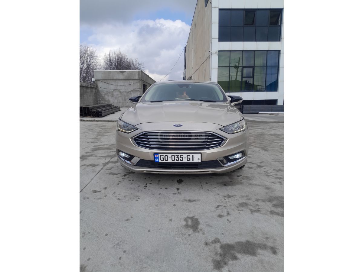 Ford Fusion - фото 1