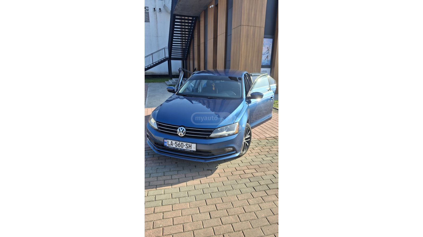 Volkswagen Jetta - фото 1