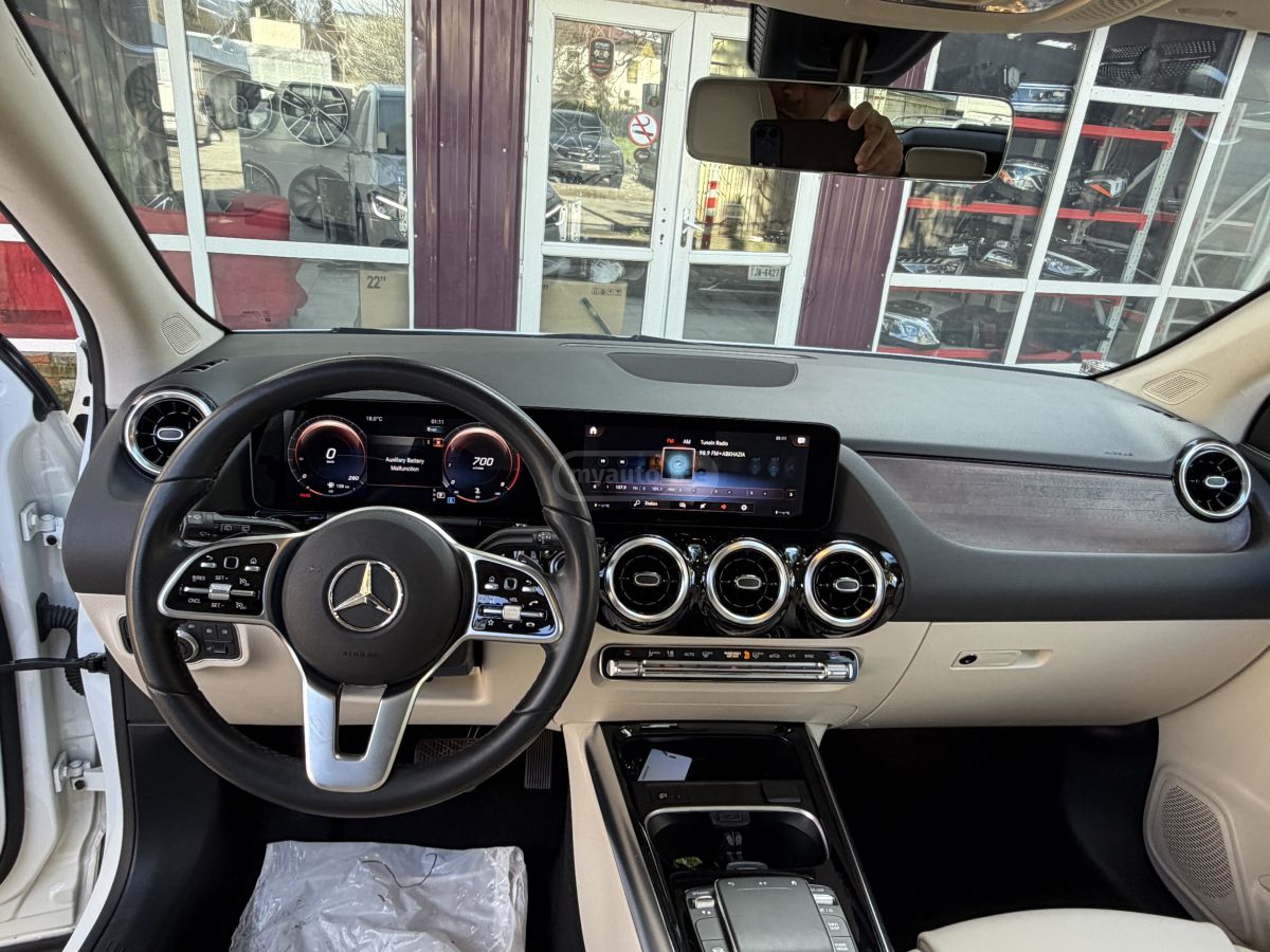 Mercedes-Benz Base GLA 250 4dr All-Wheel Dri — миниатюра 12