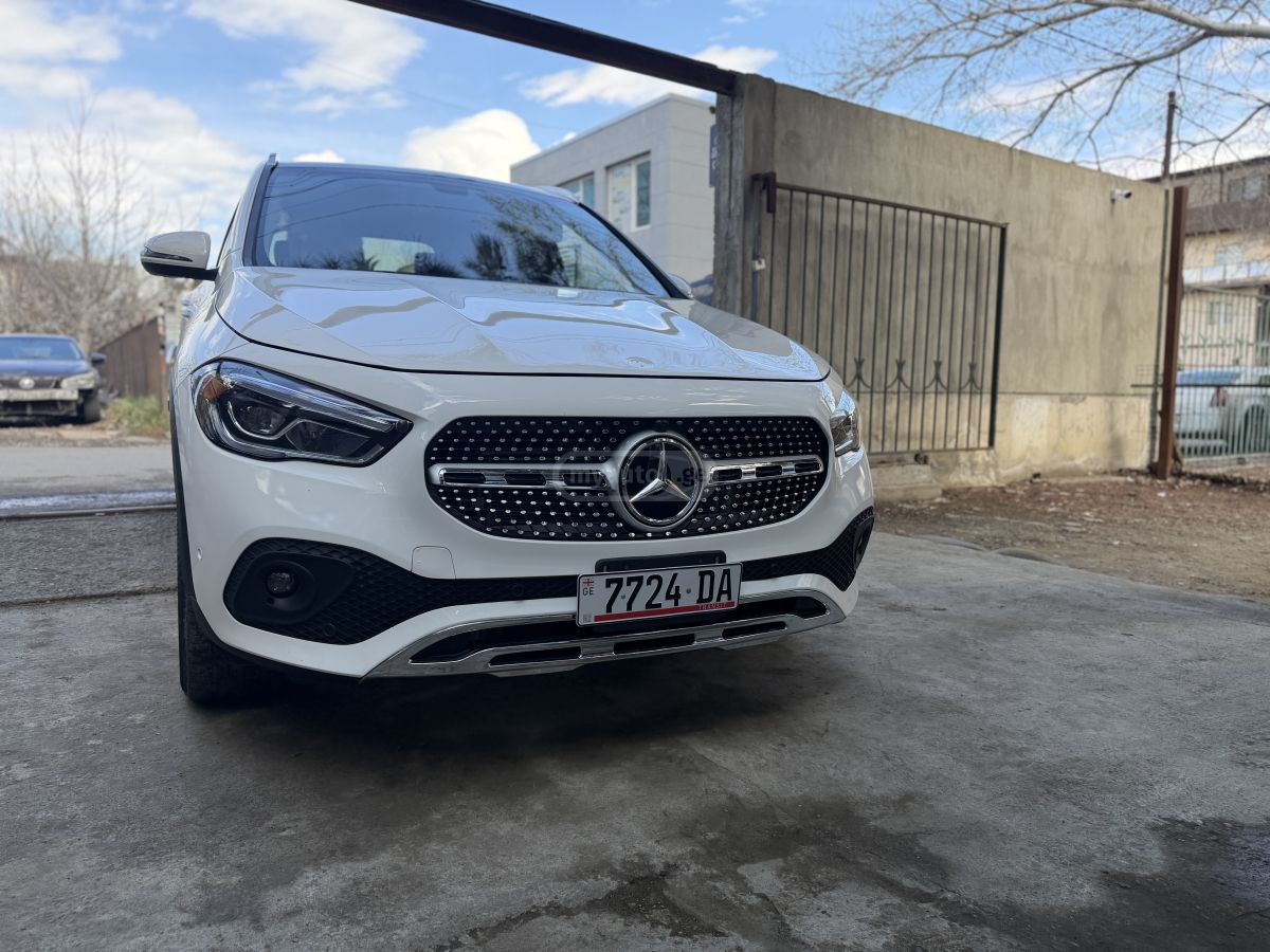 Mercedes-Benz Base GLA 250 4dr All-Wheel Dri — миниатюра 14