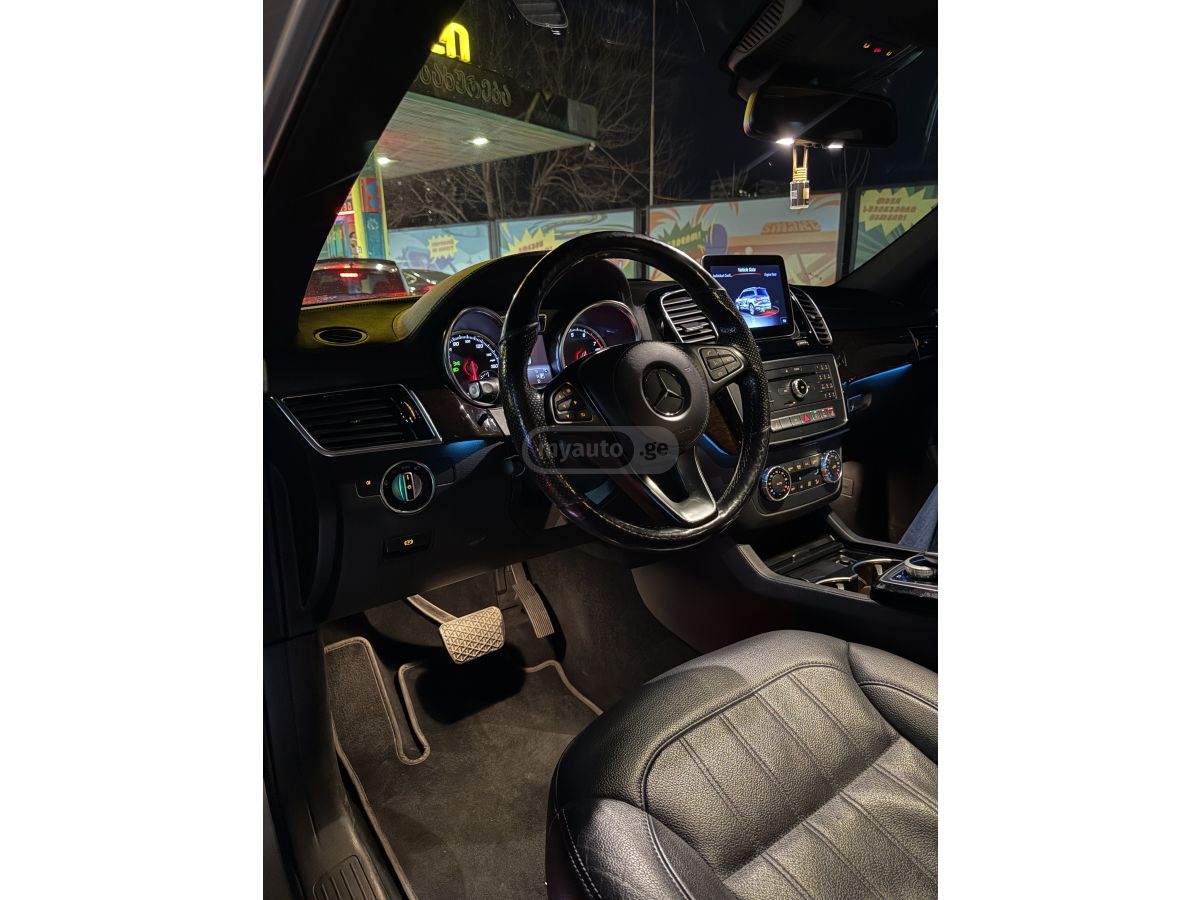 Mercedes-Benz GLS 450 - фото 12